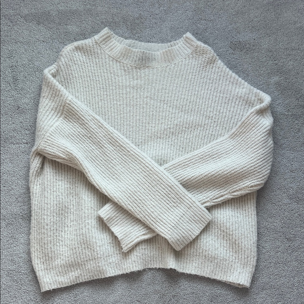 Forever 21 Cream Crew Neck Sweater